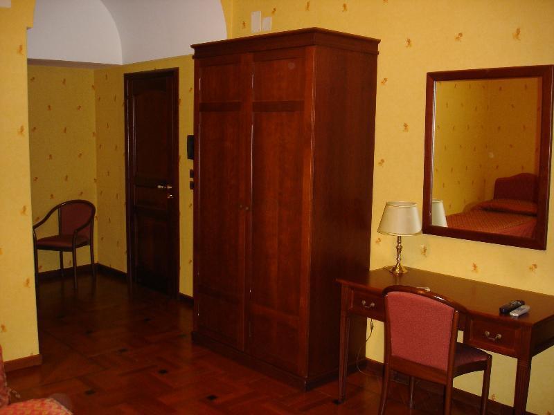 Hotel Excelsior Cosenza Esterno foto