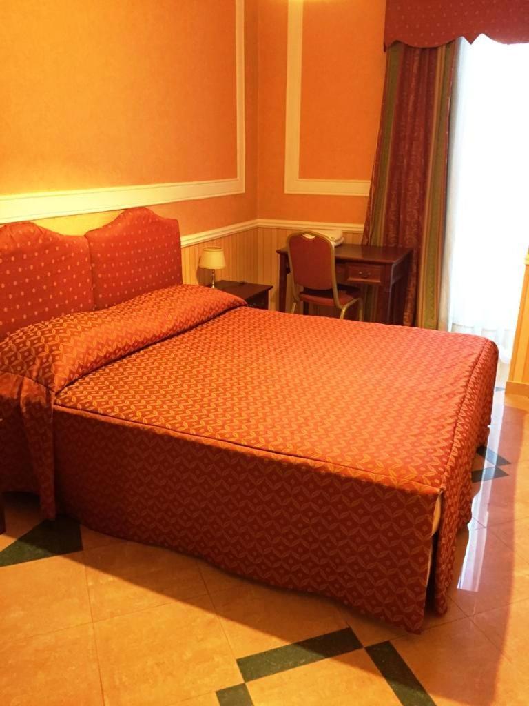 Hotel Excelsior Cosenza Esterno foto